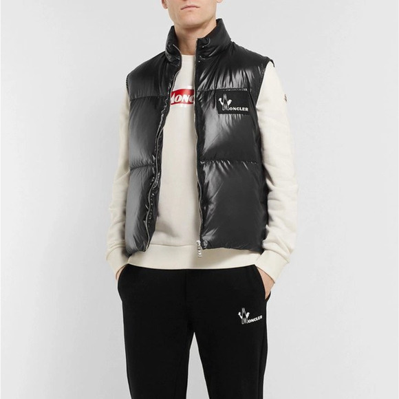 Moncler Banker Logo Quilted Glossy Shell Down Gilet Black Puffer Vest 7 Jacket - Picture 1 of 8
